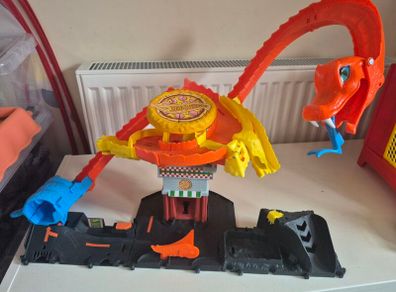 Hot Wheels City Toy Track Set