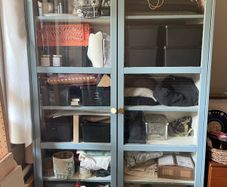 ikea Hemnes 2 glass door cabinet