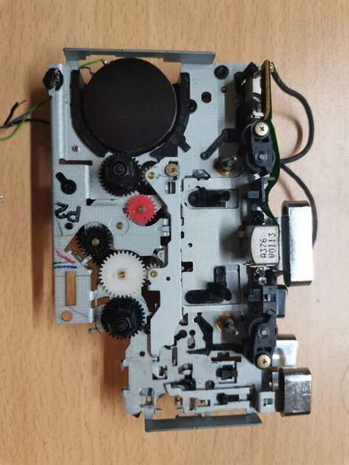 AIWA HS-T210A Walkman Cassette Player
