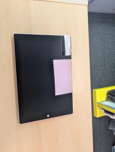 Microsoft Surface 3 1645