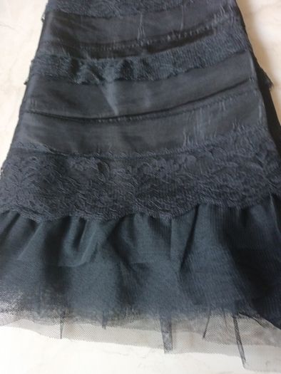 Villa Clothes  Skirt. S - L 14.