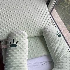 Anti vomit baby pillow