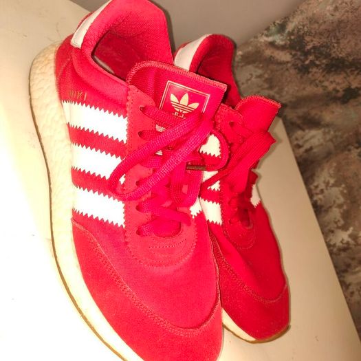 Adidas Iniki