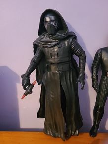Kylo Ren and Anakin action figures