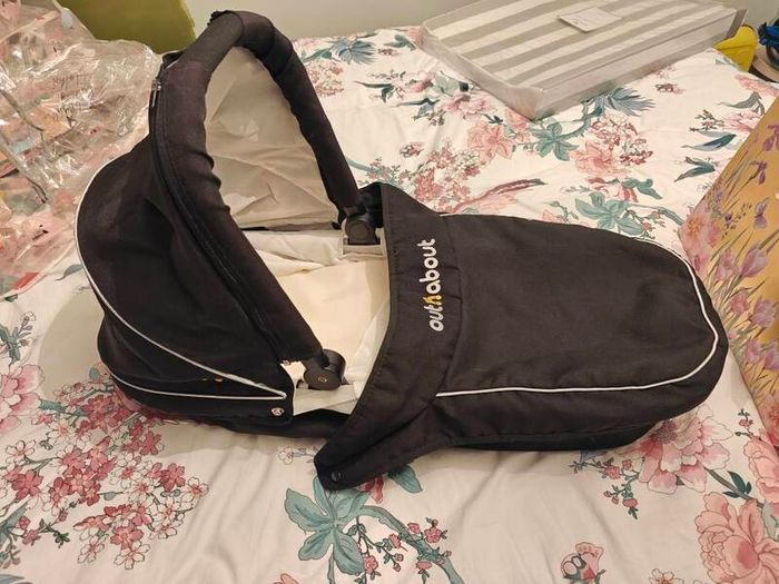 Out N About Bassinet only (adapter not included)