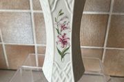 Belleek Country Trellis 7" Vase