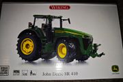 Wiking John Deere 8R410 1/32 Scale Model