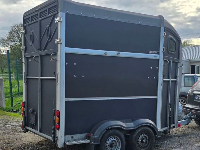 nugent horse box