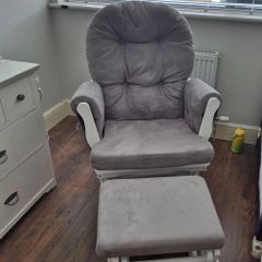 babylo rocking chair with footstool