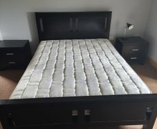 King size 5 ft black wooden bed