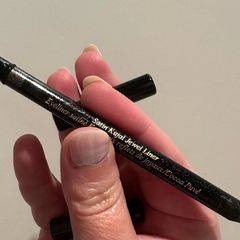 Victoria Beckham eyeliner Cocoa pave