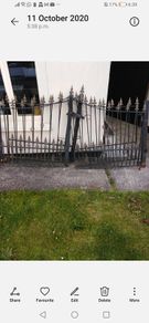 Driveway gates