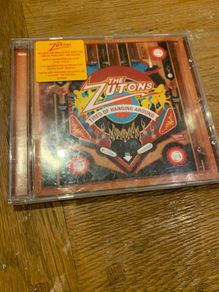 The Zutons - Tired of Hanging Around