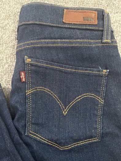 Levis Jeans