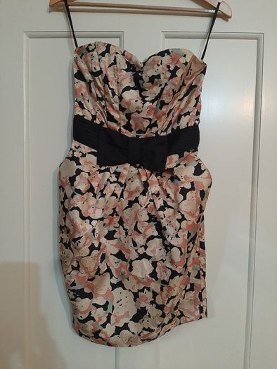 H&M Pink black floral dress (US Size 6 / EUR 36)