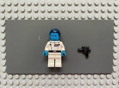 lego Star Wars sw0811 Grand Admiral Thrawn minifigure- Dark Azure Skin