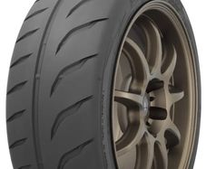 235/35zr19 Toyo Proxes R888r