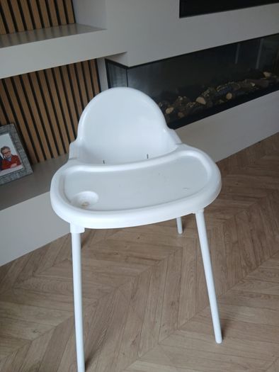 highchair