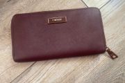 DKNY wallet