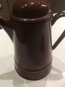 A Vintage Mid Century , Retro Enamel Metal Polish Brown Coffee Pot - Made in Poland - I liter capacity