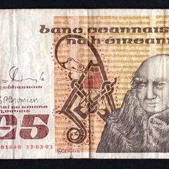 1993 Ireland IR5 Johannes Scotus Erigena Banknote Series B. Note issued 12/03/93. Serial number AEG001840