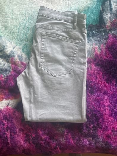 Light grey jeans