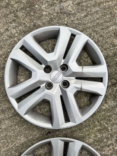 Dacia R16 wheel cups