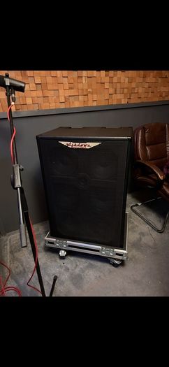 Ashtown 6x10 w case and head