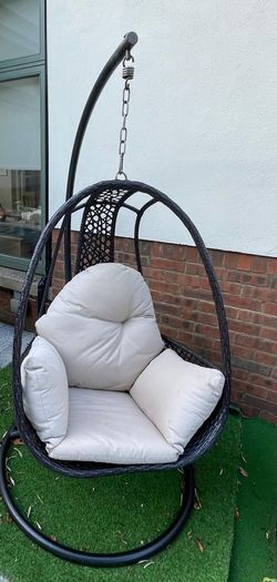 Garden swing chair