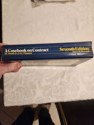 A Casebook On Contract Law. J.C.Smith & J. A. C. Thomas. 7th Edition  Large Volume Paperback In Good Condition. See Photos For Same.