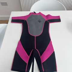 Girl's shorty wetsuit