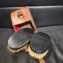 Vintage Gentlemens grooming brush set in original leather case Image 10