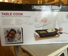 Princess Table top electric cooker as new