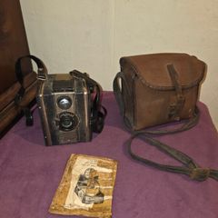 1950's Coronet Twelve-20 box camera
