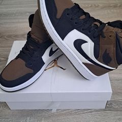 Brand New Womens Air Jordans 1 Mid