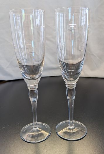 Pair Tall Etched Champagne Flutes Geometric Glass Toasting Glasses 25cm