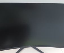 32" Curved gaming screen
