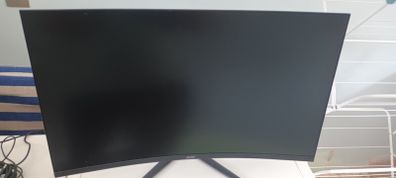 32" Curved gaming screen
