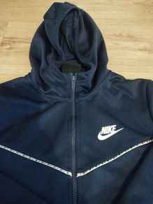 Boys Nike hoodie size 137 to 147