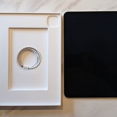 Apple iPad Pro 11" (M4) 256GB Wi-Fi Silver - Mint Condition, Boxed (Model MVV93NF/A)