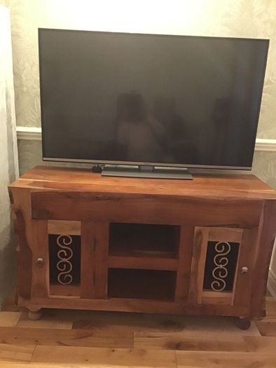 Tv cabinet