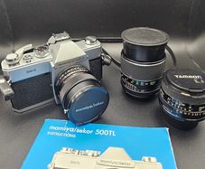 Mamiya/Sekor 500TL Film Camera Kit + 3 Lenses + Leather Case + Manual