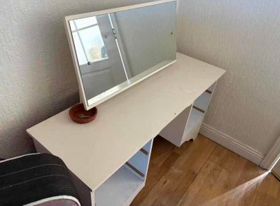 White Vanity Desk & Mirror