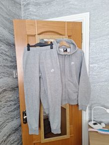 Nike tracksuit size xs