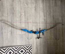 Recurve bow AXIOM+ SF as new