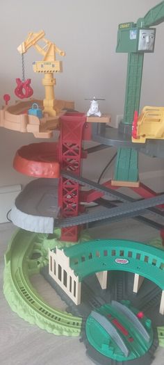 Thomas and Friends Cranky Super Tower