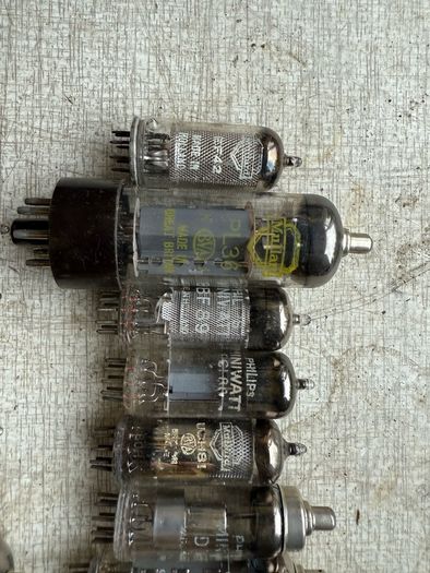Large Lot of Vintage Radio & Audio Valves, Vacuum Tubes