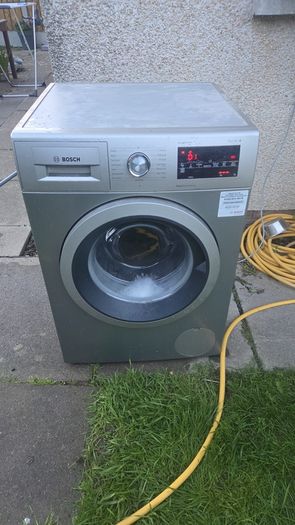 Bosch Serie 6 Washing Machine 9kg Inverter, Extremely Quiet & Excellent Condition