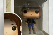 Funko Pop Fallout Vault Dweller (female) 372
