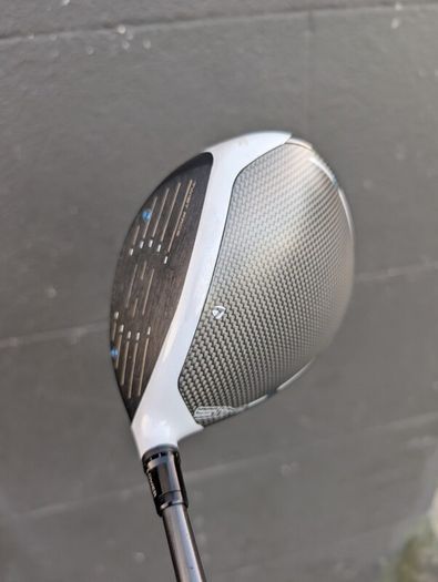 Sim Max Driver. 9 adjustable loft.